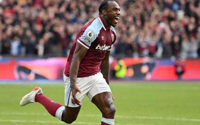 マトリックス風！ スパーズ撃破の立役者、ウェストハムFWのゴールパフォーマンスが話題