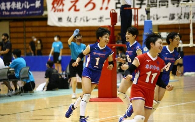 男子 山形中央、女子 米沢中央が優勝【春高バレー2022山形県予選】