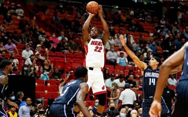 36得点でマジックを下したバトラー「いつもと同じショットを打って、それが入っただけ」