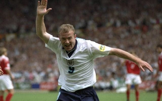 相手が恐れる右手…ストライカーの完成形と呼ばれた男、アラン・シアラー