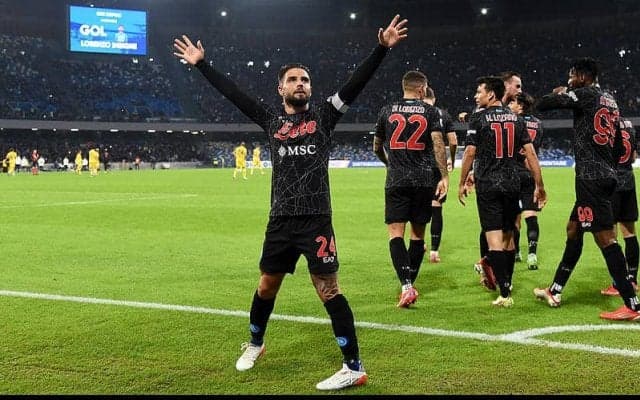 インシーニェのPK2発などでボローニャを下したナポリがリーグ無敗で首位を堅守！《セリエA》