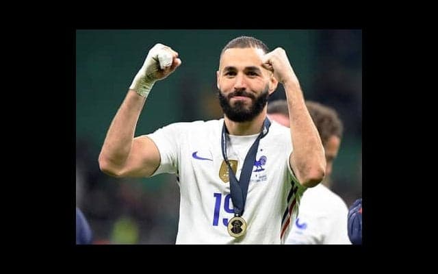 メッシはもう、うんざり？　２年越しのバロンドール争奪戦、勝ち取るのは誰だ