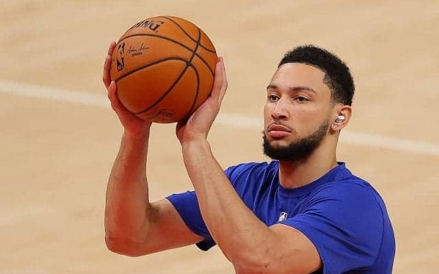 シクサーズのベン・シモンズがチームの施設でワークアウトを継続中も復帰時期は未定