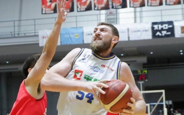 Bリーグ第4節のベストオブタフショット…1位はショーン・オマラの豪快アリウープ！