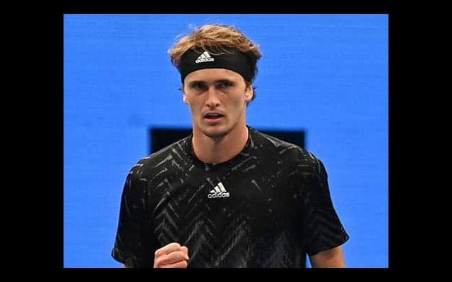 ズベレフ 2時間の熱戦制し4強