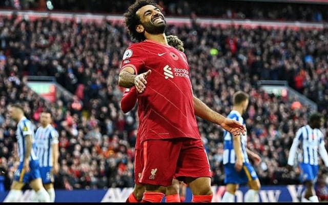 南野が終盤出場もリバプールは2点のリードを守れずホームでドロー…《プレミアリーグ》