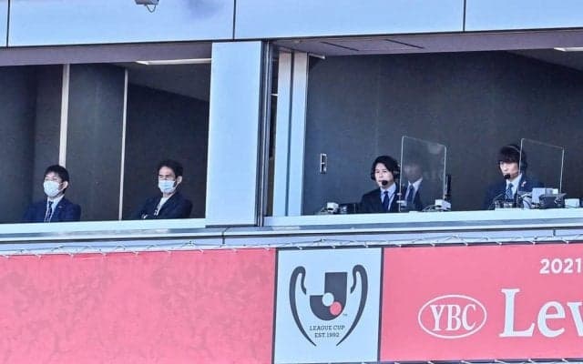 元日本代表・内田篤人氏がルヴァン決勝のピッチでカメラマンにお金を要求！ 気になる「理由と金額」