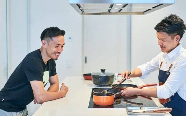 長友を救ったアスリート専属シェフとは何者か？　体と心のコンディションを整え「幸せ」を満たす食の力