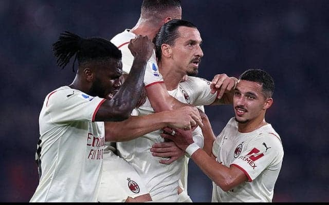 10人のミランがローマに競り勝って7連勝!　イブラヒモビッチはリーグ通算400点＆セリエA150点到達《セリエA》