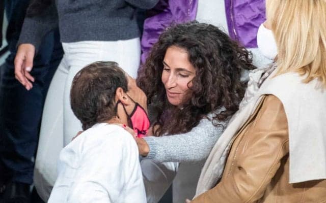 ナダルの妻と母やスアレス ナバロが表彰される