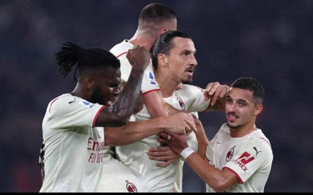 ローマに競り勝ったミラン、指揮官はFK弾のイブラを称賛　「素晴らしいチャンピオンだ」