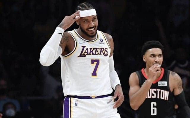 レイカーズがロケッツをホームで撃破…カーメロが23得点を挙げ、今季4勝目