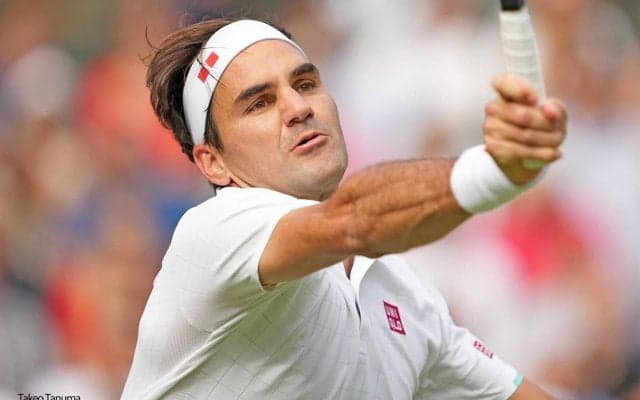 フェデラーがにっこり笑顔の散歩写真をSNSで公開「日曜日の散歩、秋の雰囲気」と綴る