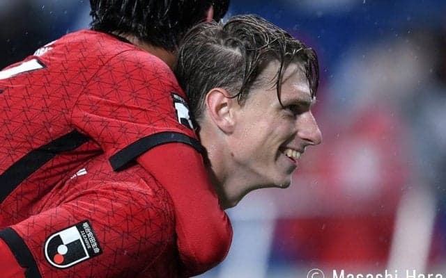 「J優勝のかかる川崎」を倒す！浦和のリカルド・ロドリゲス監督は復調エース・キャスパー・ユンカーに「いまが『最高バージョン』のキャスパー」の信頼【川崎フロンターレＶＳ浦和レッズ】求められるのは「パーフェクトゲーム」(2)