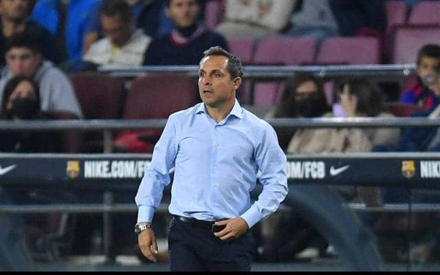 バルサ暫定監督、指揮官としてのCLデビュー戦に「光栄」