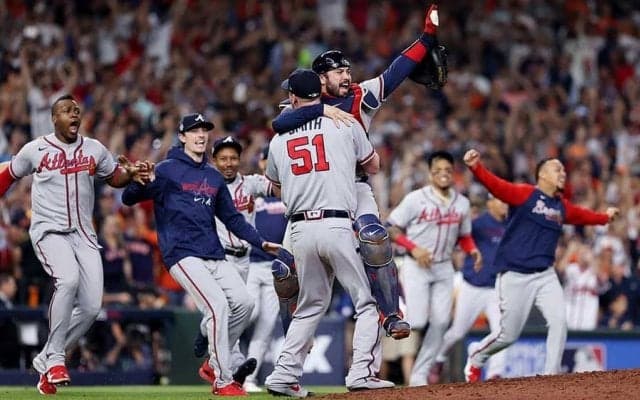 【MLB】ブレーブスが26年ぶりWS制覇！　ソレア場外弾など一発攻勢、無失点継投でアストロズ撃破