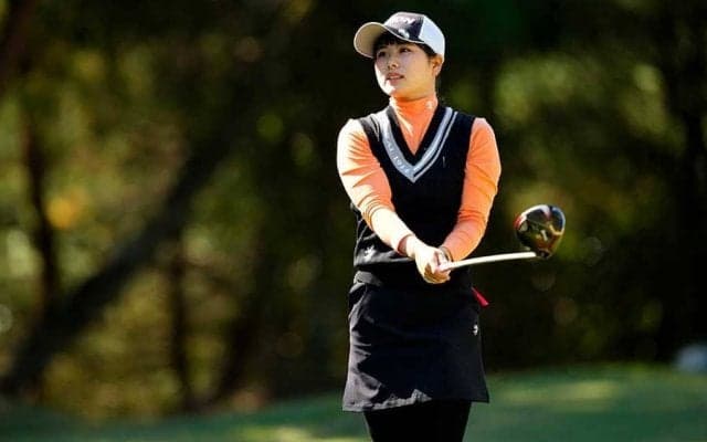 女子ゴルフ最終プロテスト第2R　尾関彩美悠が2位、佐藤心結が8位浮上　梶谷翼は苦戦82位