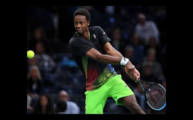 モンフィス16強 同国対決制す