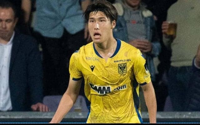 「タケ早く怪我治してくれ」橋岡大樹がプライベートでの絶景ショットで“仲良し”久保建英を元気づけ「映えまくってる」