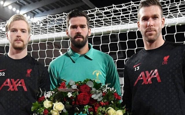 総勢13名、リバプールのレジェンドGK陣を描いた壁画がトレーニング施設内に完成!