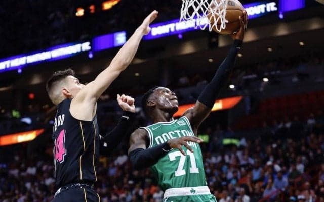 第3Qに圧倒したセルティックスが敵地で白星…ヒートの5連勝をストップ