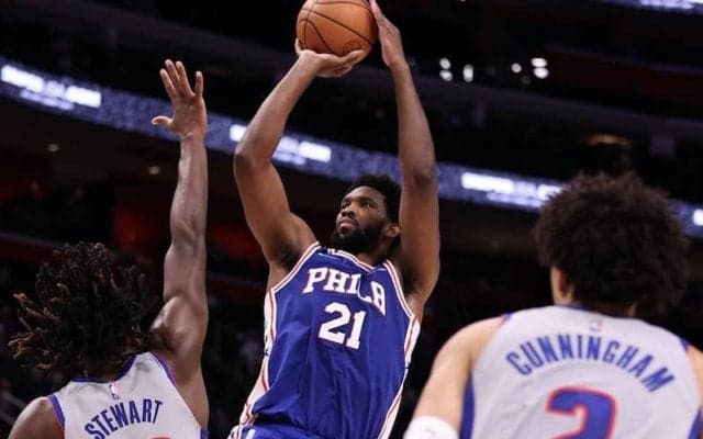 5連勝のシクサーズ、3連勝のジャズが東西の首位に…ヒートは連勝ストップ／NBA