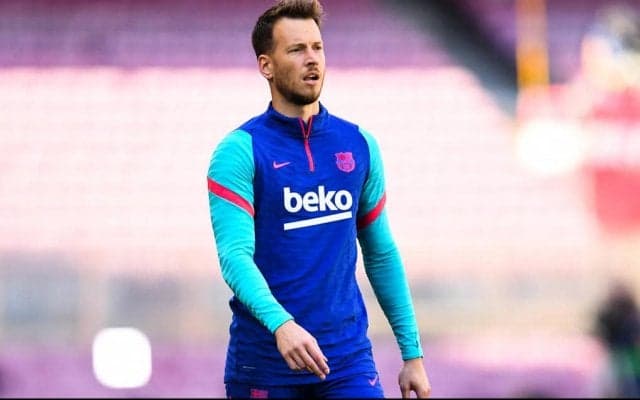 負傷者多数のバルサに更なる追い討ち、GKネトが発熱で隔離