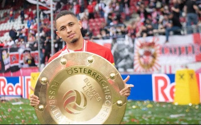 スイス代表が発表、ザルツブルクの好調MFオカフォルがデビュー以来2年5カ月ぶり招集《カタールW杯欧州予選》