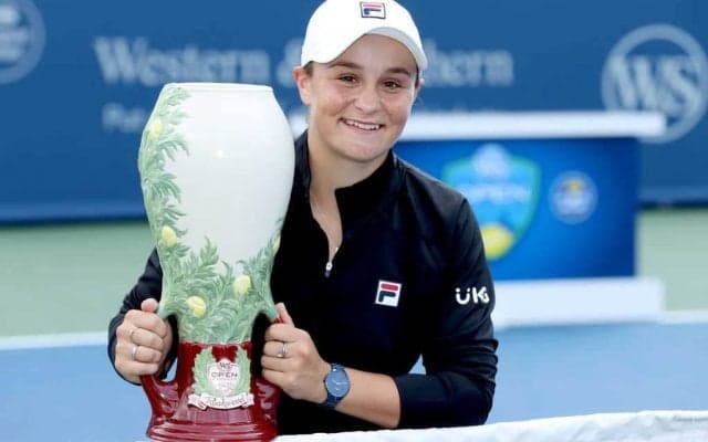 バーティ、世界ランキング1位100週達成。歴代8位