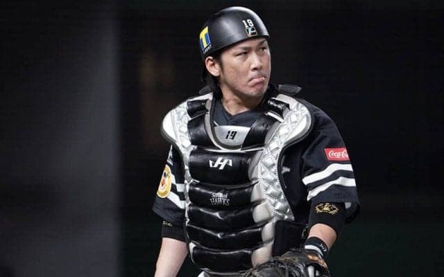 4位低迷に「すごく責任を感じる」　鷹・甲斐拓也が語った2021年と自身の悔恨