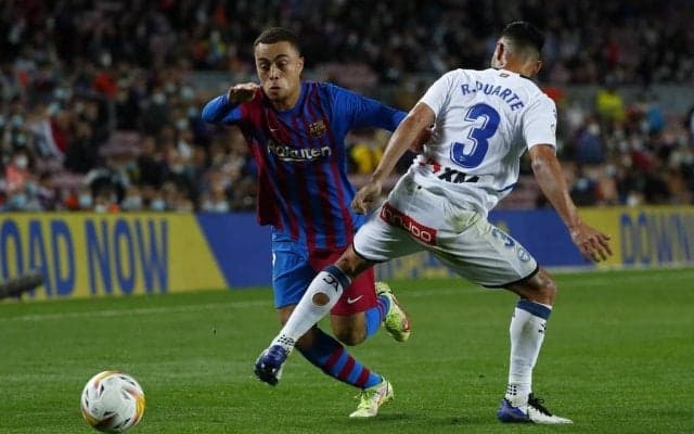 【ラ・リーガ考察】シャビのサッカーで肝となる「ウィング」の存在【「生え抜きの天才」率いる“シャビ・バルサ”を徹底予想】(3)