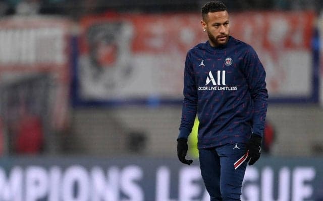 ボルドー戦で先制ゴールのネイマール、ブラジルの人気歌手マリリア・メンドンサさんへ追悼メッセージをささげる