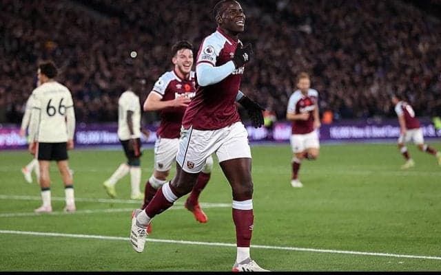 ハマーズがリバプールに今季初黒星を与える4連勝!　南野拓実はリーグ2試合連続途中出場《プレミアリーグ》