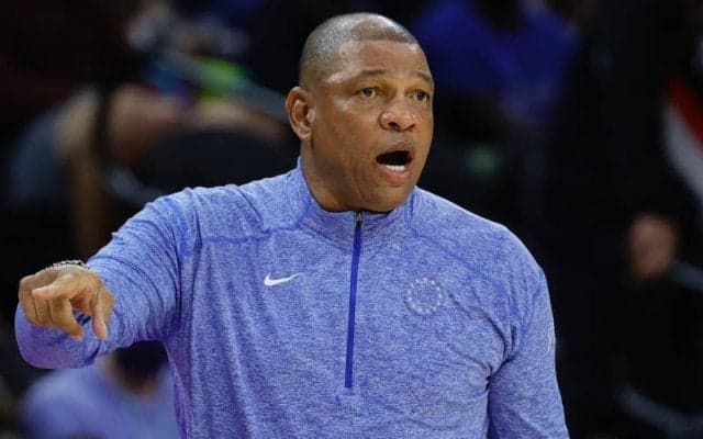 シクサーズの指揮官ドック・リバースが通算1000勝を達成…歴代10位に