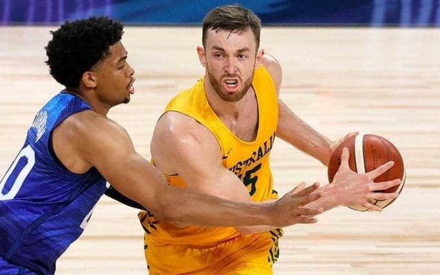 「速すぎて何が起こったか分からん」　Bリーグで生まれた一瞬のトリックプレーに反響