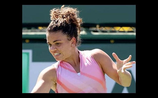 世界51位 接戦制し初戦突破