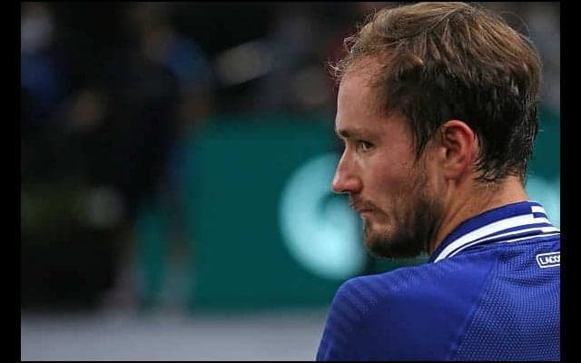 決勝の最中にメドベージェフが爆発した理由とは？［ATP1000 パリ］