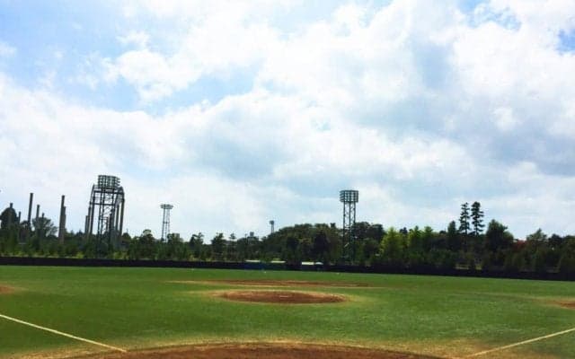 【プロ野球】日ハム新庄監督、キャンプ初視察からSNSフル活用　選手も“野球少年”に変貌した集合写真が話題