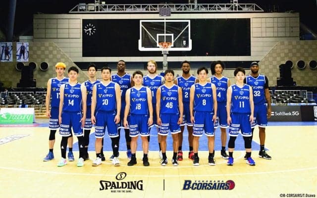 スポルディングが横浜ビー・コルセアーズと6シーズン目のユニフォームサプライヤーに