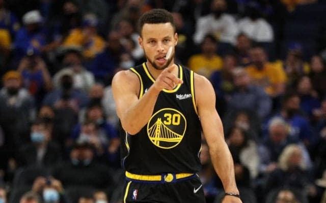 サンズとウォリアーズが5連勝達成…マブスは3連勝でウェスト3位に／NBA