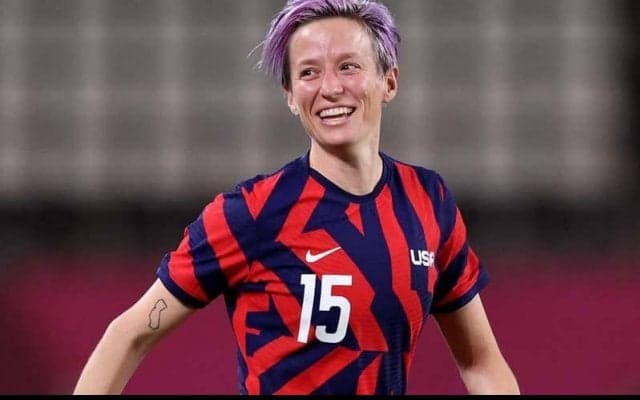 「クールだね」米女子代表ラピノーがピンクのベリーショートヘアに！「ファビュラスだ」