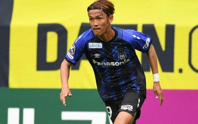 「よく見るとすごい技術」G大阪FW宇佐美貴史のファーストタッチにファンも感嘆「ホントうまい」