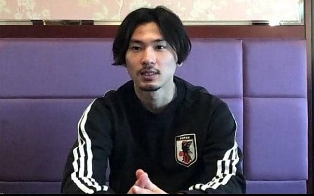 南野拓実、思わぬ長旅も「言い訳をするつもりはないし、ならない。勝つしかない」