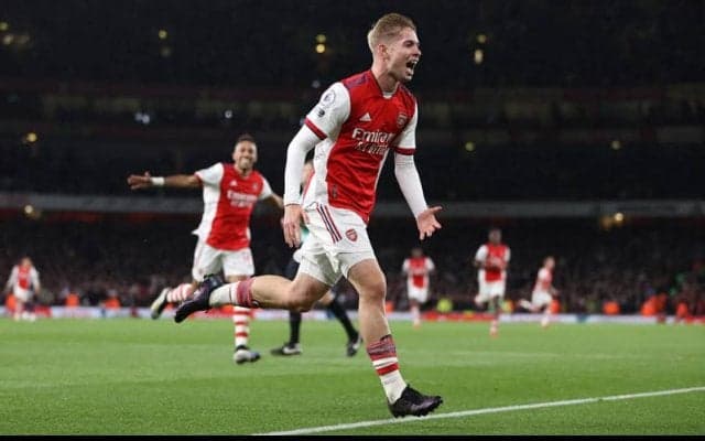 3戦連続ゴールのスミス・ロウをファーディナンド氏が絶賛　「今、彼ほど多くのことをしている選手はいない」