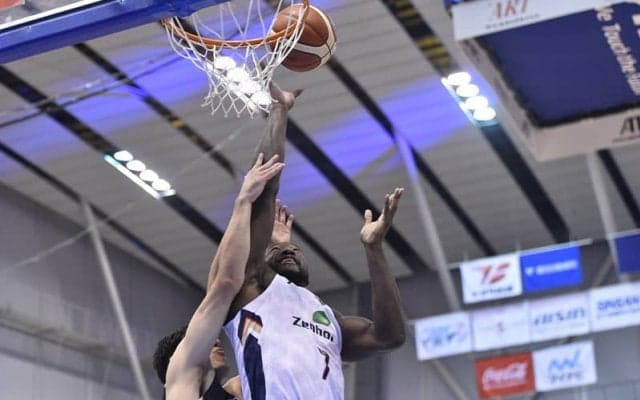 琉球が三河との西地区上位対決に勝利…リーグ最速で10勝目を挙げる