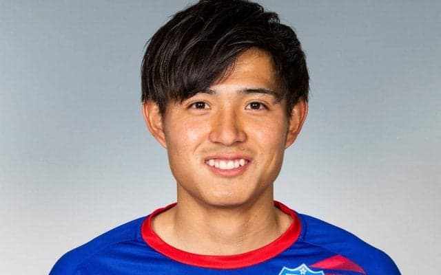 甲府の大卒ルーキーDF須貝英大がプロA契約に変更「常に向上心を持って熱くプレーしていきます」