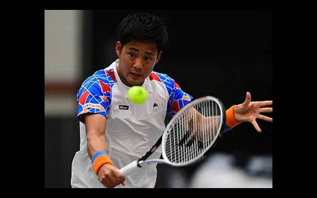 守屋宏紀 2戦連続逆転で8強