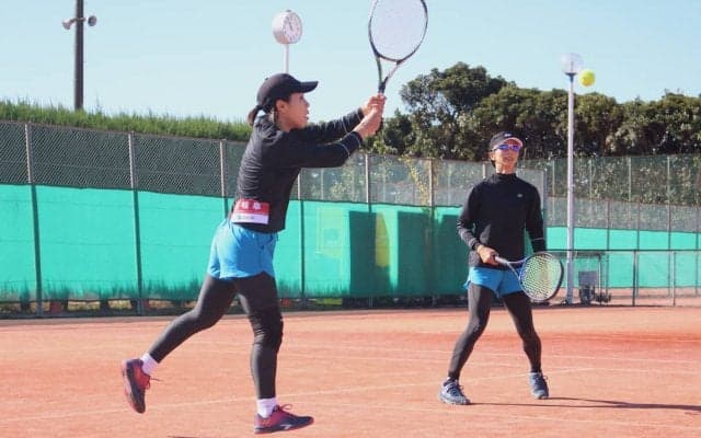 〈速報〉決勝のカードは「千葉×大阪」に！　3位決定戦は「岐阜×京都」に決定。「全国レディーステニス大会」大会最終日、準決勝の結果