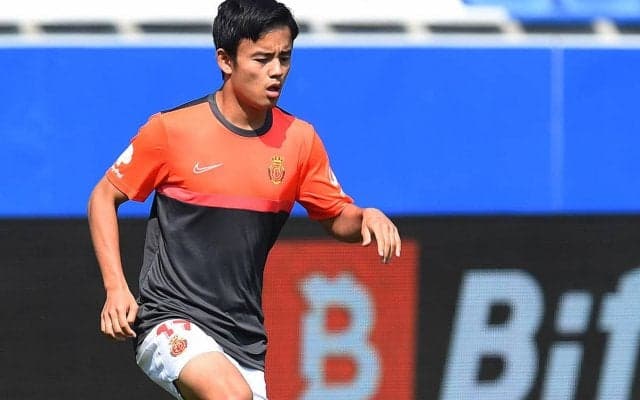 「久しぶりに見れて泣きそう」マジョルカが久保建英のトレーニングを公開、ピッチでボールを蹴る姿も「前より映像が凝ってる」