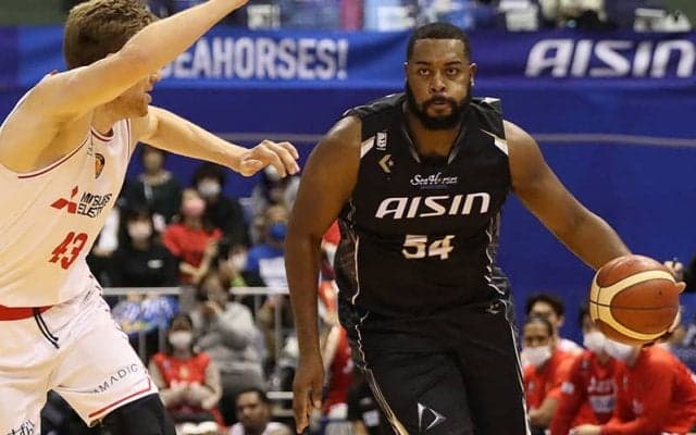 終盤に外角シュートが爆発した三河…迫る名古屋Dを振り切って勝利